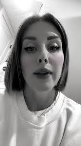 Amanda Faverty's Instagram, Twitter & Facebook