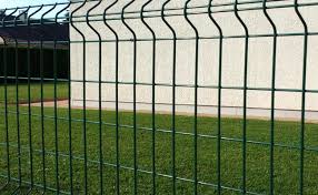 Idem que pour la cloture. Comment Poser Du Grillage Rigide Autour De Sa Maison