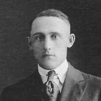 Charles Phares's Instagram, Twitter & Facebook