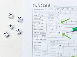 Entdecke rezepte, einrichtungsideen, stilinterpretationen und andere ideen zum ausprobieren. Yahtzee Spielen Mit Bildern Wikihow