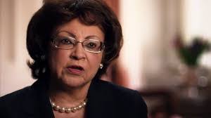 Janet Hill's Instagram, Twitter & Facebook