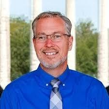 Stacy Hirt's Instagram, Twitter & Facebook