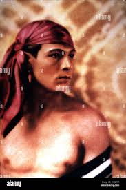 Fred niblo rudolph valentino hi-res stock photography and images