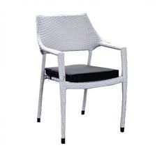 beyaz rattan kollu sandalye mobilya fikirleri sandalye mobilya