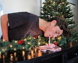 Minute to win it christmas game = candy cane fishing 18 18. Hilarious Minute To Win It Christmas Games Fun Squared