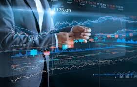 P/E là gì? Định nghĩa, khái niệm, giải thích ý nghĩa, ví dụ mẫu - 24HMoney
