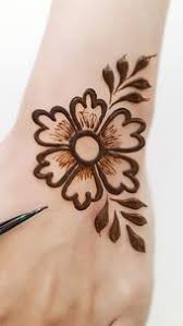 Maybe you would like to learn more about one of these? 55 Ide Henna Anak Kecil Di 2021 Henna Desain Henna Tato Henna