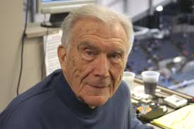 Mike Emrick inspired by Fort Wayne Komets broadcaster Bob Chase