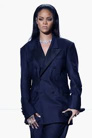 The 10 Best Dressed At The 57th Grammy Awards Mode Rihanna Robe Rihanna Idees De Mode