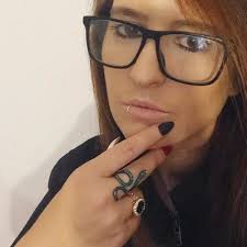 Kat Casey (@kattcasey)