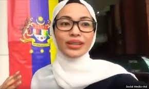 Nur farahanis ezatty adli should be jailed for a long time, to show other fake practitioners that the law will come down hard on them; Malaysiakini The Truth Would Wipe The Smile Off Your Face