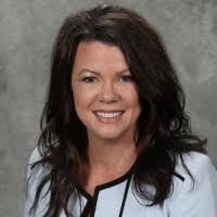 Laura Ponder's Instagram, Twitter & Facebook