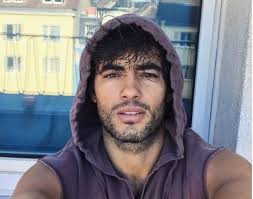 Nik Xhelilaj arrin tjetër sukses në Turqi! Bëhet pjesë e serialit ku marrin  pjesë aktorët më në zë turq