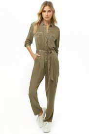 Pin By Nikki Leighann On Jumpsuit Utility Jumpsuit Jumpsuit Street Style Jumpsuit Fashion
