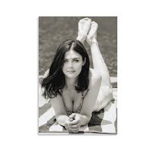 DENSI Lynda Carter Sexy Actress Poster (14) Picture Print Wall Art Poster  Painting Canvas Posters Artworks Gift Idea Room Aesthetic  24x36inch(60x90cm) ...