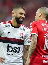 Tem menos posse de bola, só uma finalização e vai vacilando na marcação. Brasileirao Como Modelo Campeao Explica Inter E Flamengo