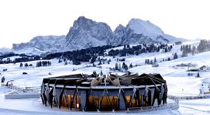 We also guide you to the best restaurants, cafés, cocktail bars and situated at an altitude of 1800 metres, hotel rosa eco alpine spa resort is located right in the alpe di siusi ski area. San Valentino Coccole E Relax Sull Alpe Di Siusi James Magazine