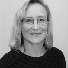 Sarah Ell, Editor in Auckland, New Zealand