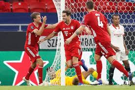 Ein kleiner zusammenschnitt aus mehreren bildern. Saison Der Superlative Der Fc Bayern Munchen Holt Das Quadruple Augsburger Allgemeine