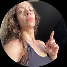 Mary Cales's Instagram, Twitter & Facebook