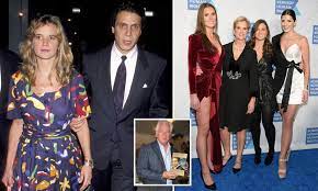 Kerry kennedy, president of robert f. Andrew Cuomo S Ex Wife Kerry Kennedy Slept In Locked Bathroom To Avoid Physical Abuse Daily Mail Online