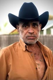 Arturo Rios's Instagram, Twitter & Facebook