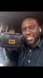 Playing ‘Praise Him’