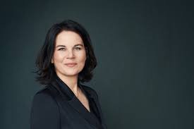 Die zecken wurden über die letzten jahrzehnte zu wahren monstern gemacht. Mit Annalena Baerbock An Der Spitze Sind Wir Hervorragend Fur Den Bundestagswahlkampf Aufgestellt Gruene Bw De