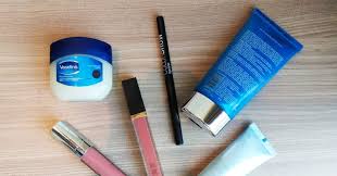 Edaun hemat.id memuat kumpulan promo giant, carrefour, hypermart, alfamart, indomaret dll yang diambil dari katalog promo minggu ini dan jsm terbaru hari ini. Harga Pelembab Bibir Vaseline Di Indomaret Promo Diskon Blibli