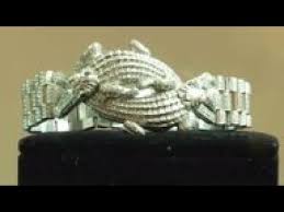 Prime video has you covered this holiday season with movies for the family. Mexico Auctions Seized Jewelry To Fund Road Building Youtube