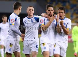 Фк „динамо (киев) (на украински: Foto Igroki Fk Dinamo Kiev Unian