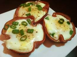 Baked Egg Cups Very Good I Used Turkey Pastrami Put A Dab Of Butter In The Bottom Of The Muffin Tin Sprinkled With Onio Bacon Cups Baked Eggs Ham Egg Cups
