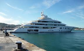 Abramovich is no stranger to dubrovnik, in fact he has been a regular visitor to the city for the past decade. Bilderstrecke Top 10 Der Grossten Luxusyachten Der Welt
