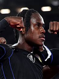 World Champion statement 🖐️🌟