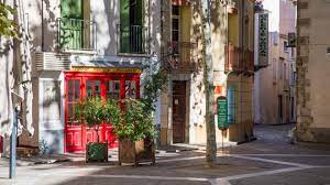 Book safely and easily today and save up to 40%. Ceret Tourismus Mittelmeer Pyrenaen