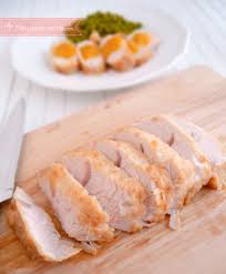 El solomillo es una pieza de carne situada entre las costillas y el lomo del ganado ya sea de cerdo o de ternera, es de gran calidad y aquí podrás encontrar muchas ideas diferentes de cómo elaborarlo. Solomillos De Pavo En Salsa Pequerecetas