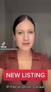 ✨Check out some of the cool features in this custom home in Canaan Height!  The views are incredible and the windows were designed to optimize a view  from as many angles as possible 😍MLS: 202301363 ...