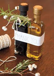 Unique And Budget Friendly Wedding Favors Wine Wedding Favors Wedding Favors Fall Summer Wedding Favors