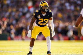 Packers sign pair of draft picks at key positions - Acme Packing Company