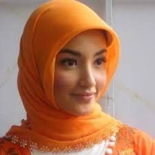 Pendidikan itu sangat penting bagi. Tsania Marwah Fashion Omar Hijab