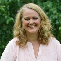 Janice Murphy's Instagram, Twitter & Facebook