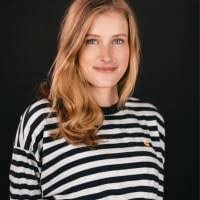 Kristin Hofmann's Instagram, Twitter & Facebook