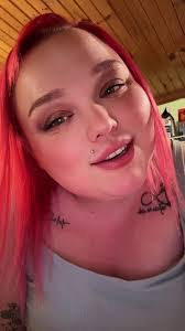 Cheyenne Newell's Instagram, Twitter & Facebook