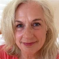 Cindy Runge's Instagram, Twitter & Facebook