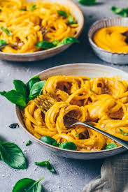 Kurbis Pasta Cremige Vegane Alfredo Sauce Bianca Zapatka Rezepte Recipe Pasta Recipes Alfredo Vegan Pumpkin Easy Pasta