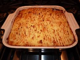 Zapekanka Iz Kartofelnogo Pyure I Farsha Recipe French Potatoes Recipes Potatoes