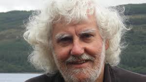 Aonghas MacNeacail obituary