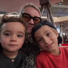 Shannon Beale (@sbfnyc) • Instagram photos and videos