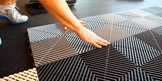 Garage floor tiles american made truelock hd racedeck tile. 5 Best Garage Floor Tiles Reviews Of 2020 Bestadvisor Com