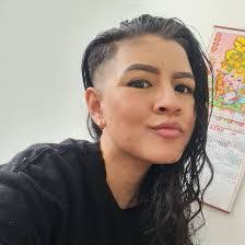 Kelly Ingels's Instagram, Twitter & Facebook